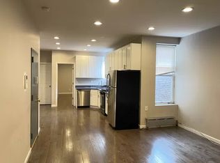 30-36 Steinway St #3B, Astoria, NY 11103