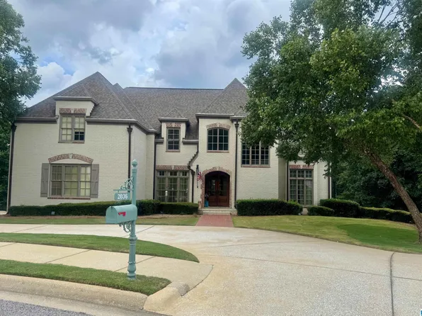 2036 Springhill Ct, Birmingham, AL 35242