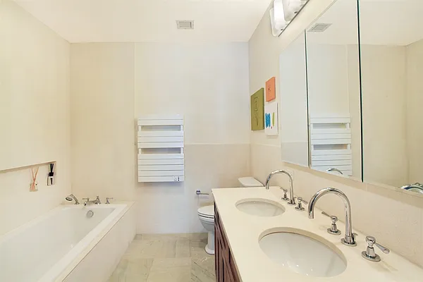 Sold by Corcoran | media 24