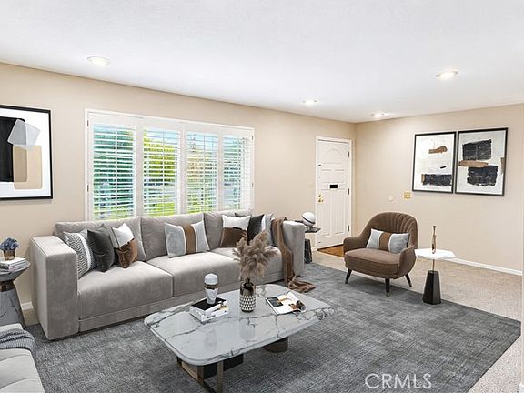3rd image of 4042 Orange Ave