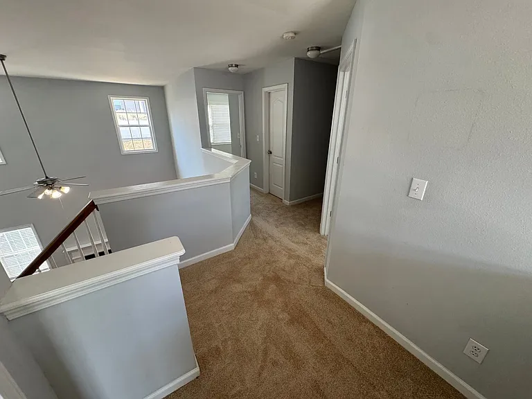6902 Grand Hickory Dr — Photo 17