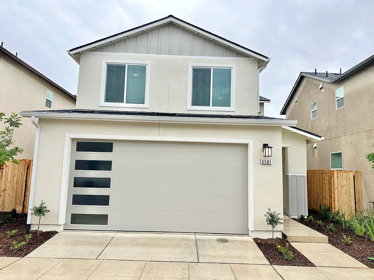 Building Photo - 6581 E Clingstone Dr