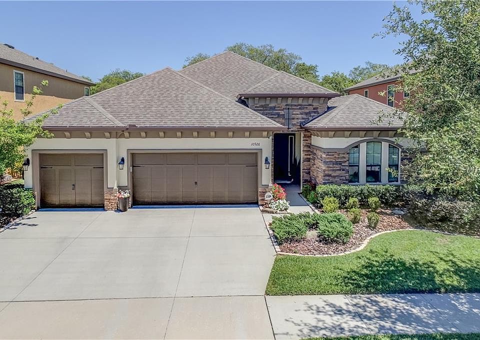 1st image of 10926 Charmwood Dr