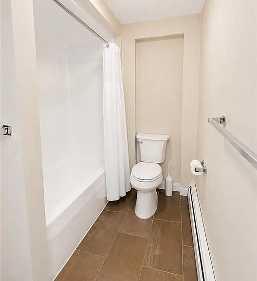 77 Victoria St — Photo 10