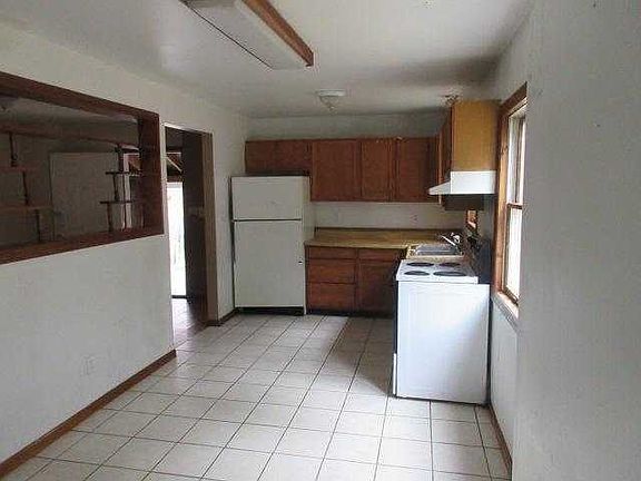 Unit #2 Kitchen View #2