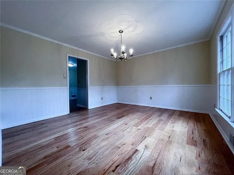 195 Deerfield Rd — Photo 6