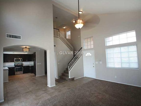 3rd image of 3928 Madrone Dr