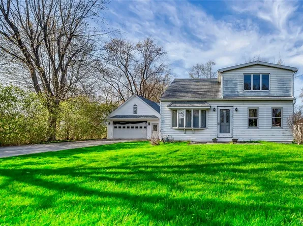 3651 Demler Dr, North Tonawanda, NY 14120