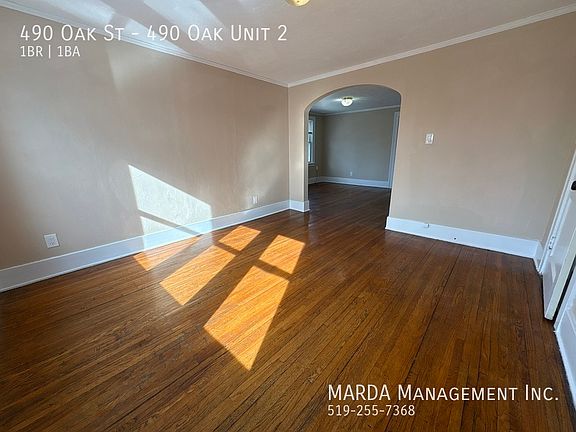 3rd image of 490 Oak St Unit 2