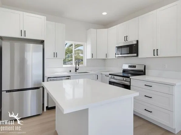2612 Arnott St #1, San Diego, CA 92110