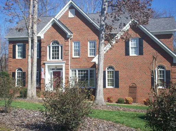 4800 Shannamara Dr, Matthews, NC 28104