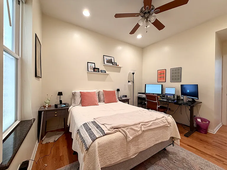 2632 N Fairfield Ave #2 — Photo 10