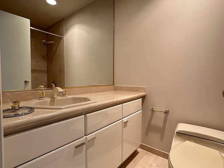 1590 W 8th Ave #1603 — Photo 14