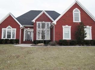 7974 Trout Lily Dr, Ooltewah, TN 37363