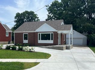8210 Whipps Mill Rd, Lyndon, KY 40222