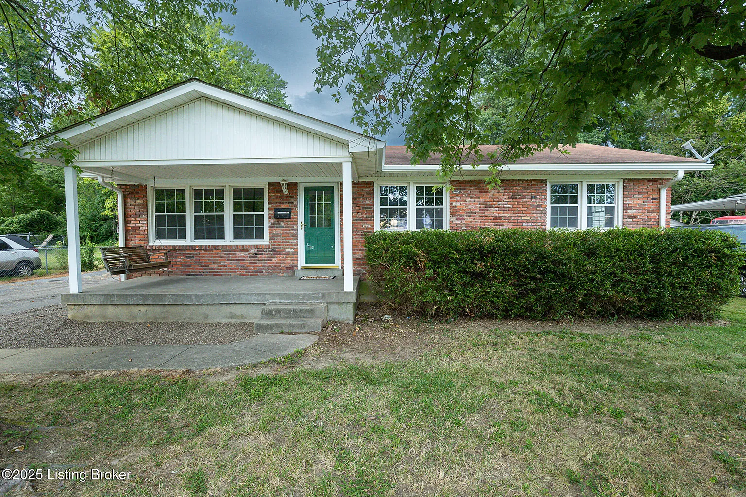 8306 Atlanta Pkwy photo 1