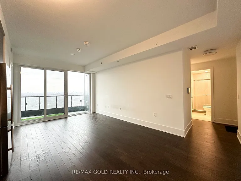 585 Bloor St E #3515 — Photo 8
