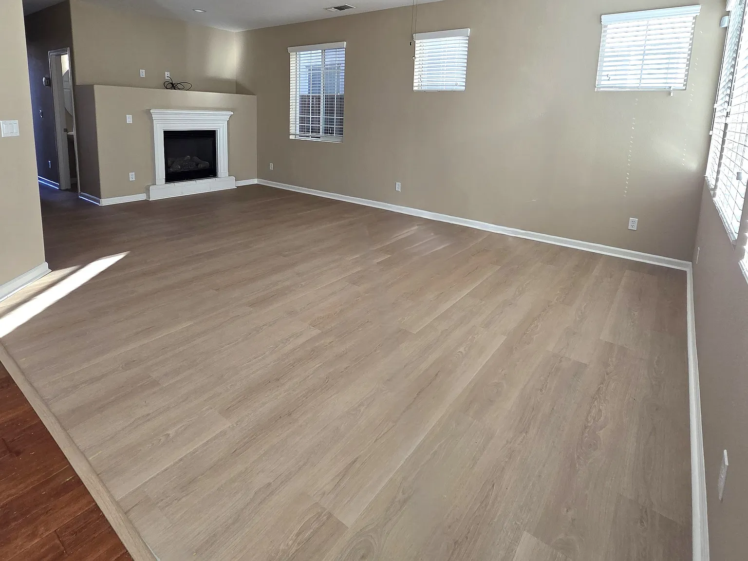 4 bed, 2.5 bath, 1838 sqft, $3,950 — Photo 3
