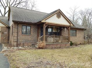 9219 Newburgh Rd, Livonia, MI 48150