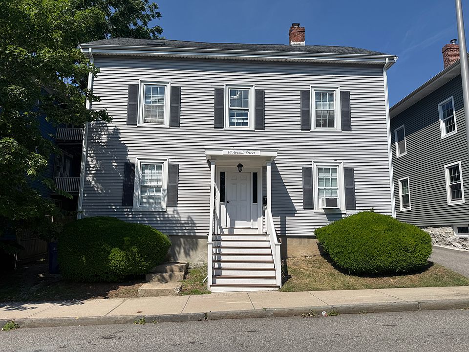 1st image of 10 Ayrault St #2