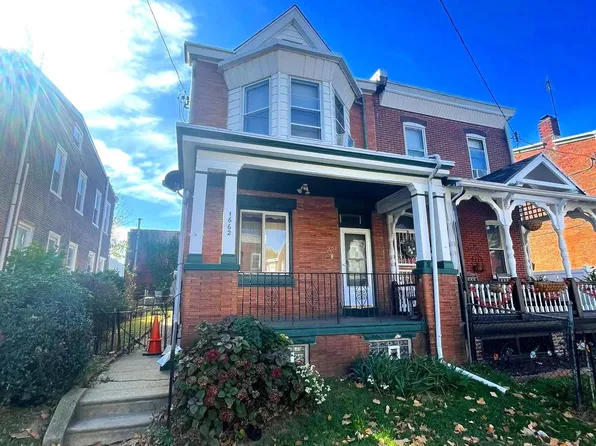 1662 Wakeling St, Philadelphia, PA 19124