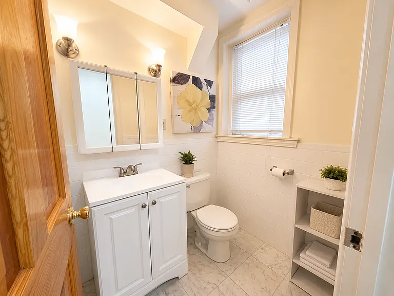 1406 Beacon St #2A — Photo 4