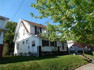 1041 Adams St, New Castle, PA 16101