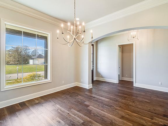 3rd image of 108 Belle Helene Ct