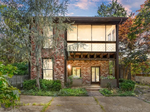 1717 S Rockford Ave, Tulsa, OK 74120