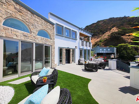 5th image of 2101 Wattles Dr