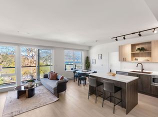 2002 Saint George St #PENTHOUSE 608, Pt Moody, BC