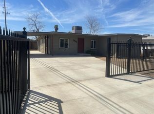 1013 Delfino Ln, Bakersfield, CA 93304