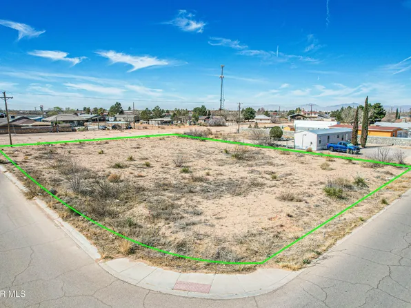 14898 Catherine Jane Dr, El Paso, TX 79938