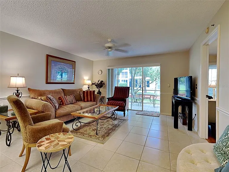 6501 Stone River Rd #110 — Photo 7