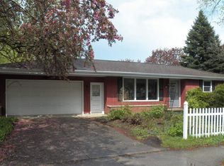 2071 Vine St, Green Bay, WI 54302