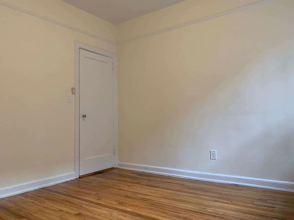 5th image of 190 Waverly Pl #5F