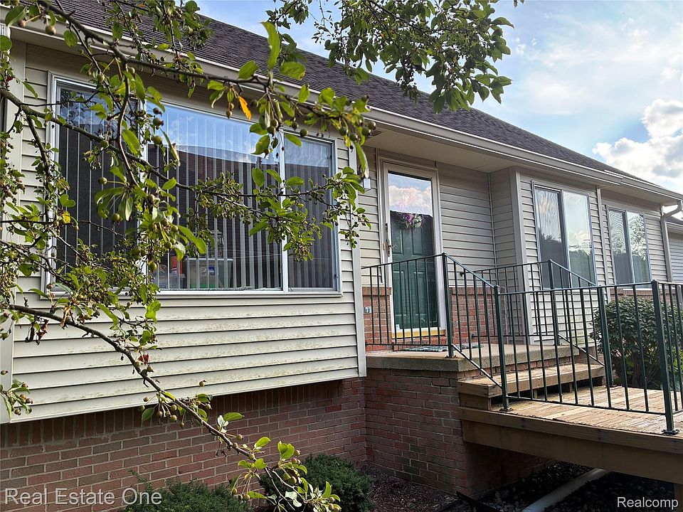 1st image of 1040 Bird Song Ln