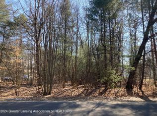 19853 Heights Circle Dr, Big Rapids, MI 49307