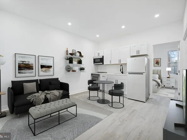 806 N 46th St, Philadelphia, PA 19139