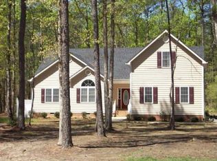 10526 Coach House Ln, Disputanta, VA 23842