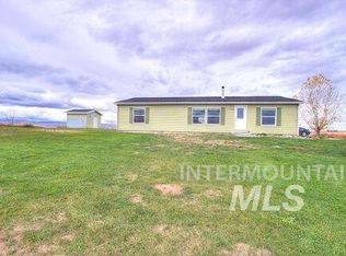 8255 S Robinson Blvd, Melba, ID 83641