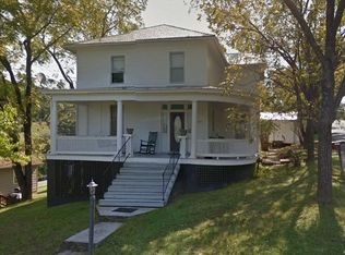 1008 Blackburn St, Staunton, VA 24401