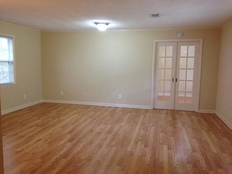 1501 Chickasaw Rd — Photo 5