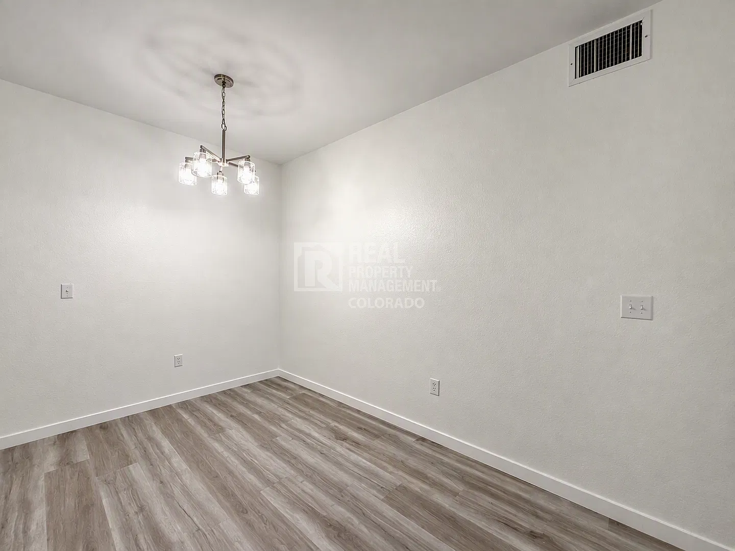 2-Bedroom, 2-Bath Condo in the Prairie Walk on Cherry Creek Community — Photo 4