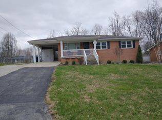 6518 Missionary Ridge Dr, Pewee Valley, KY 40056