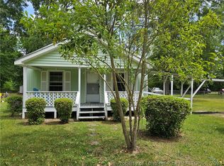 215 Triangle Pl, Fayetteville, NC 28312