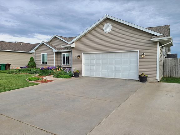 2nd image of 106 Ashtyn Ln