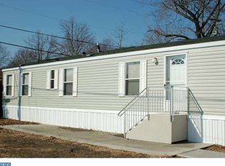 22 Dennis Dr, Pennsville, NJ 08070