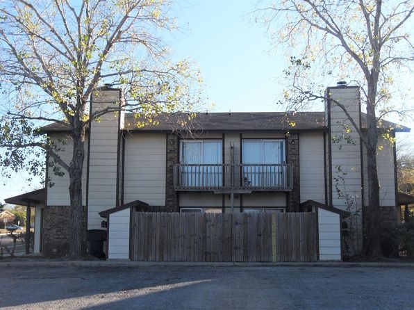 3008 Chaucer Dr APT D