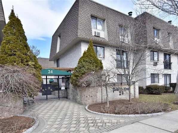 24 Carhart Avenue #207, White Plains, NY 10605